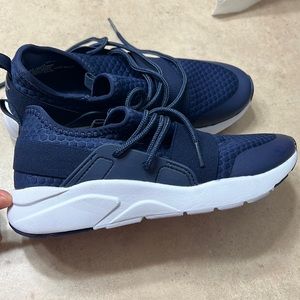 Fabletics shoes